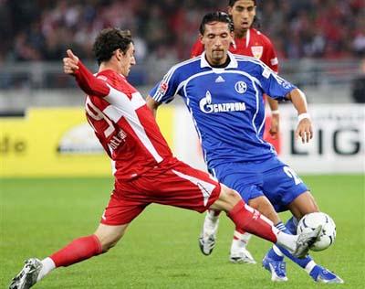 場的穩定基 場的穩定基